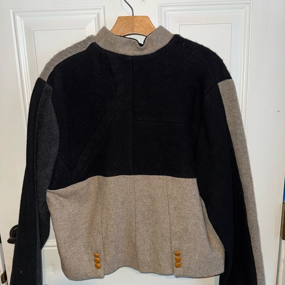 Women's Colorblock Wool Jacket - Picture 6 of 8